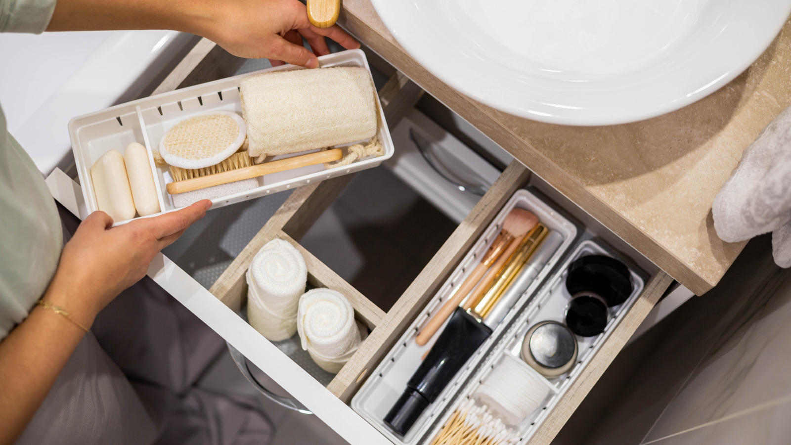 ikea-bathroom-must-haves-for-neat-and-tidy-cabinets-and-drawers
