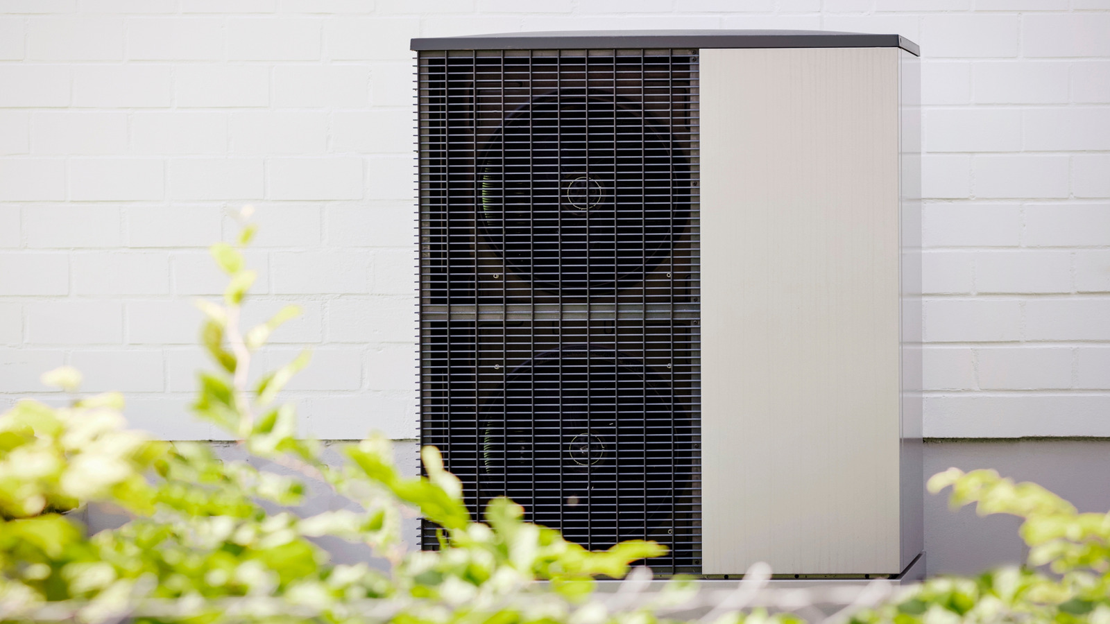 What to Know Before Buying a Heat Pump for Winter