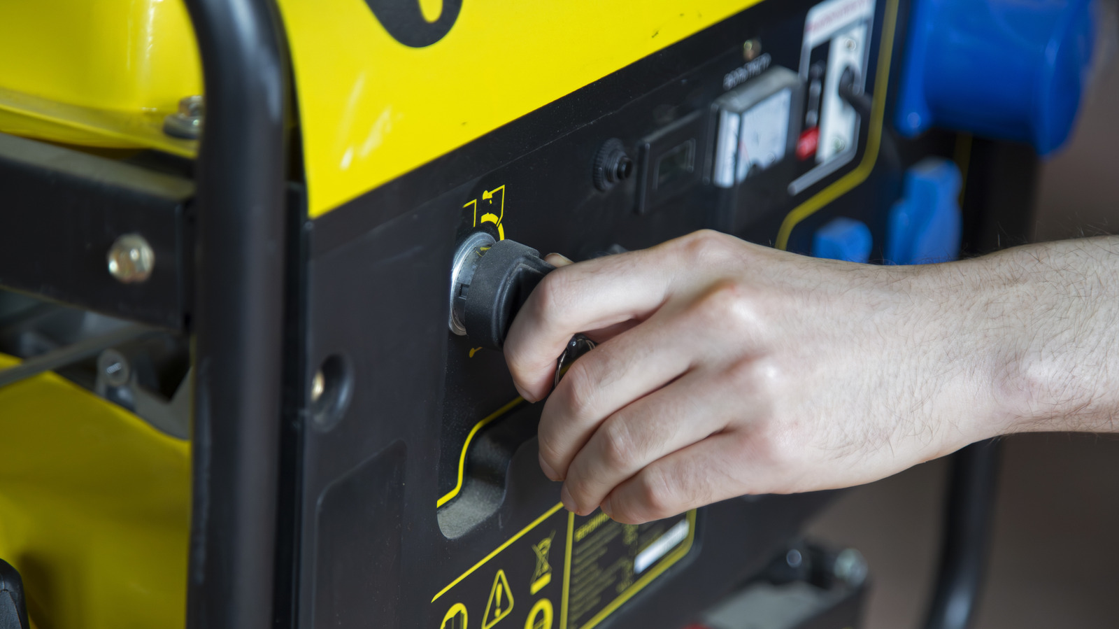 11-best-generators-to-have-on-hand-in-case-of-emergencies,-based-on-reviews
