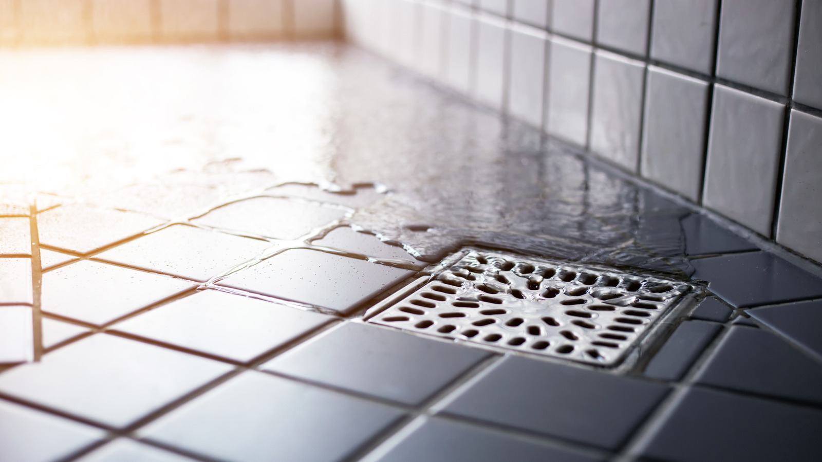 here’s-how-deep-your-shower-drain-should-be