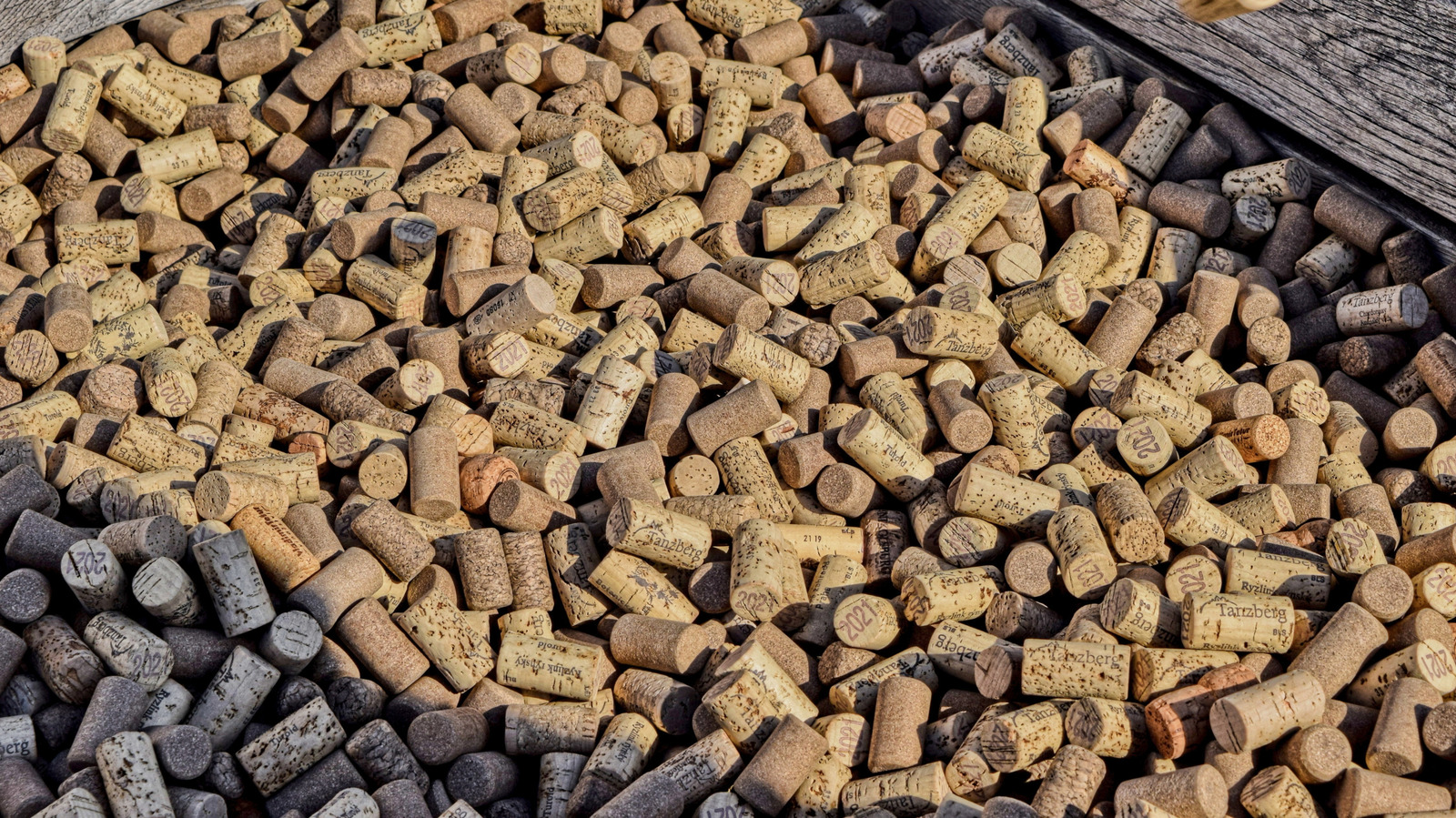 turn-an-old-cork-into-diy-garden-mulch-on-a-budget