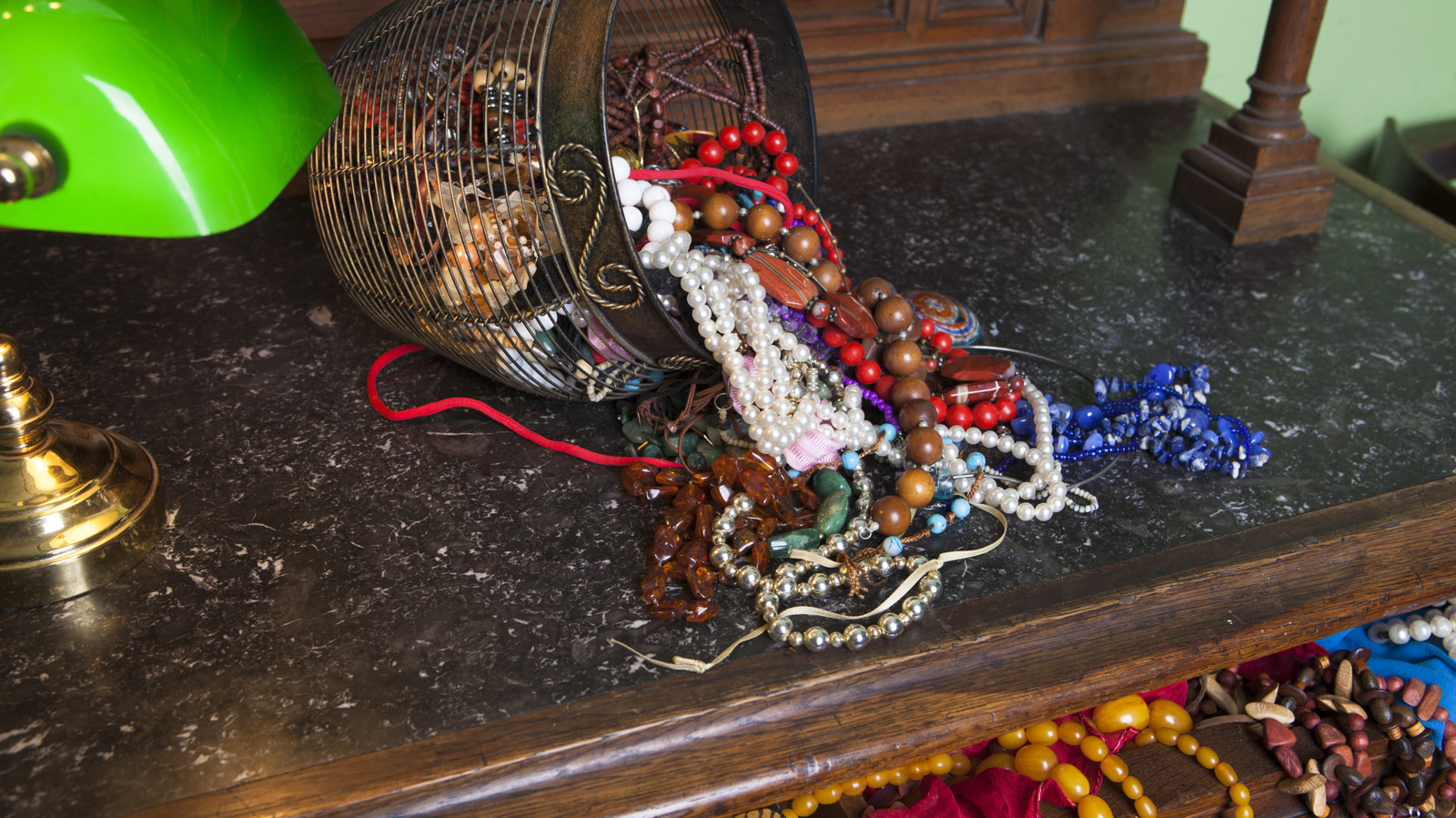 turn-a-dollar-tree-toolbox-into-a-clever-jewelry-storage-solution-with-a-simple-diy