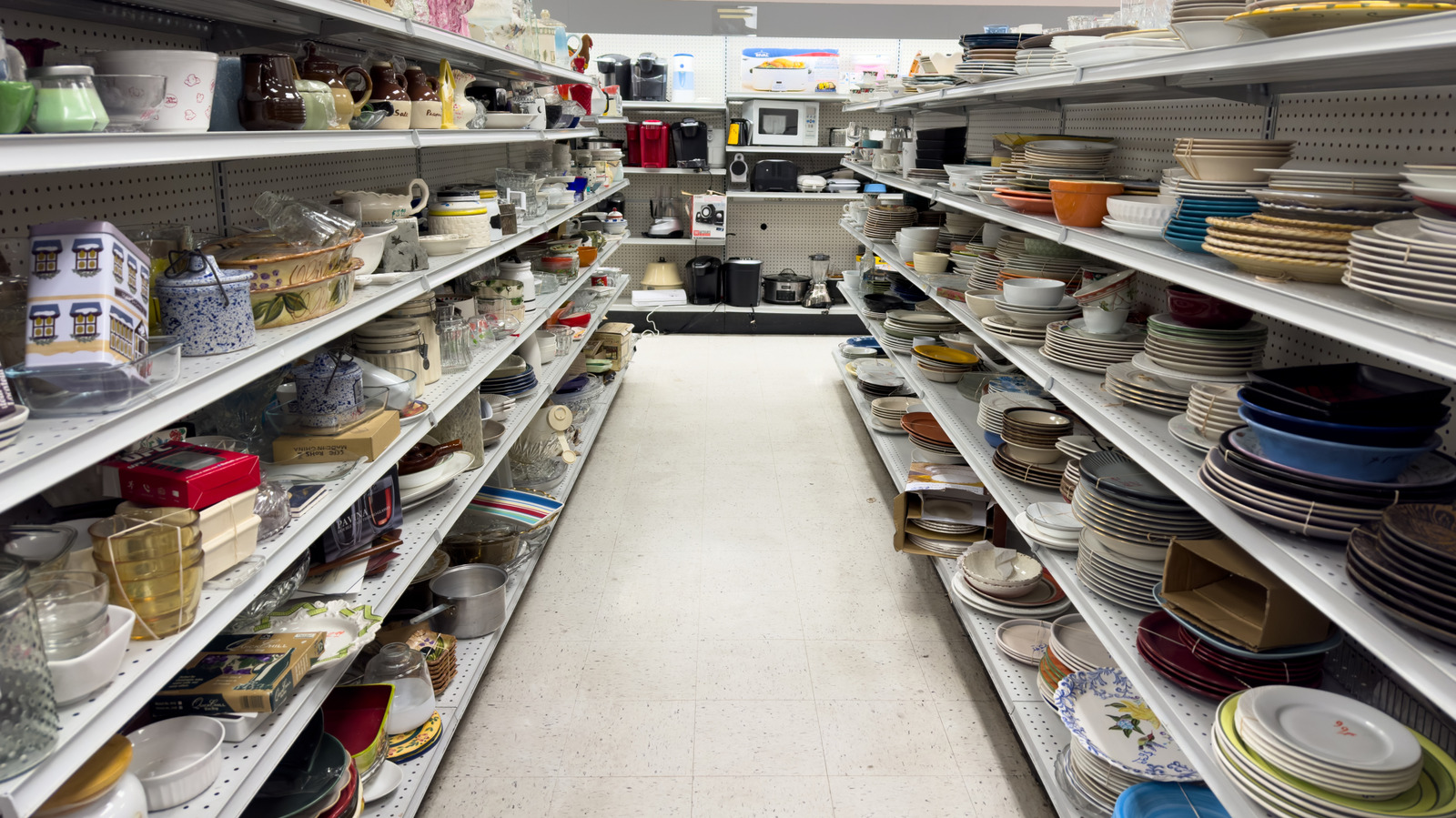 turn-a-common-thrift-store-find-into-a-storage-organizer