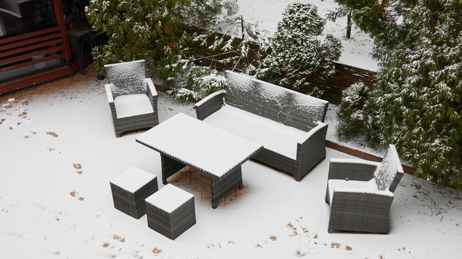 protect-your-patio-chair-from-the-elements-with-a-highly-rated-costco-find
