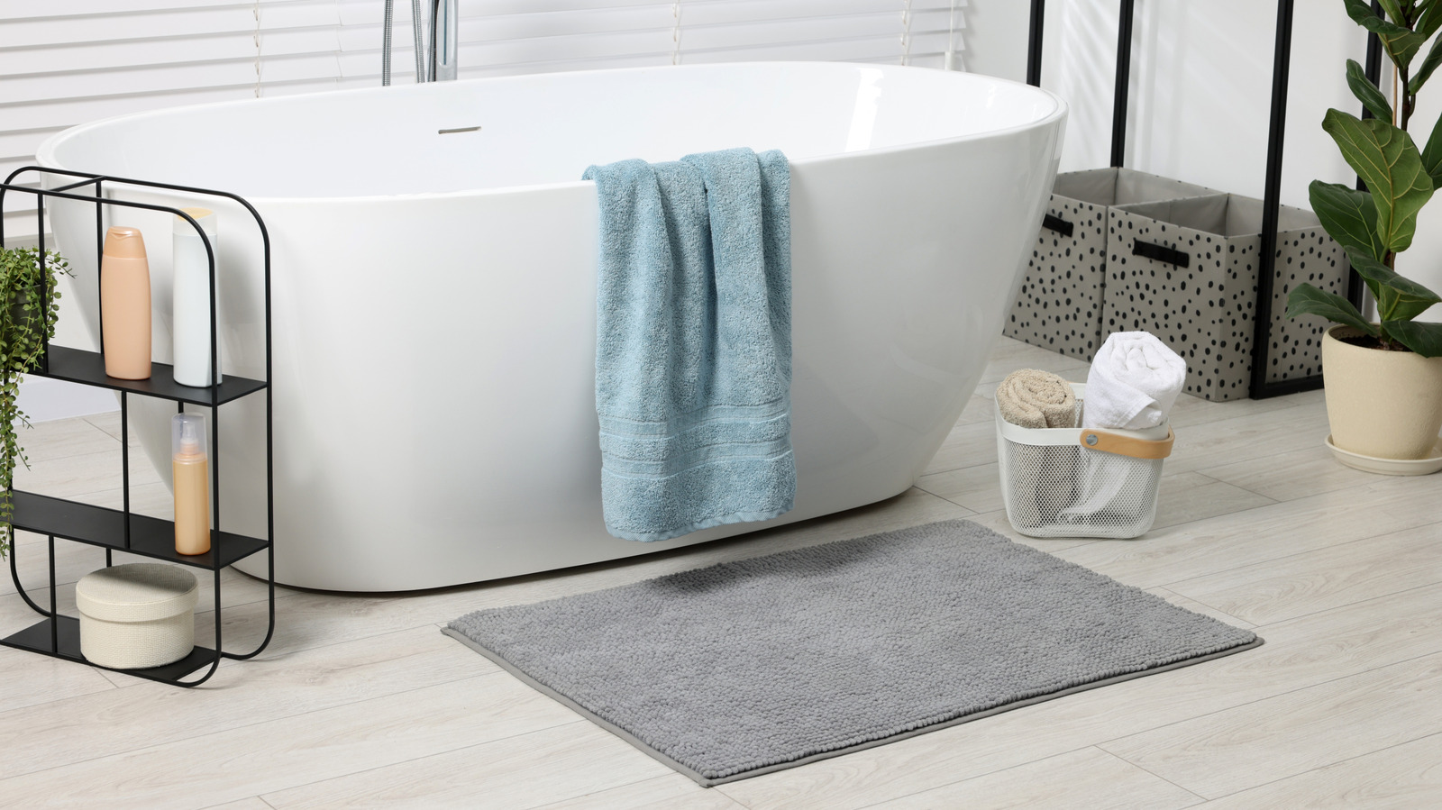 Luxurious Bath Mats That Give Your Bathroom a Fresh Look