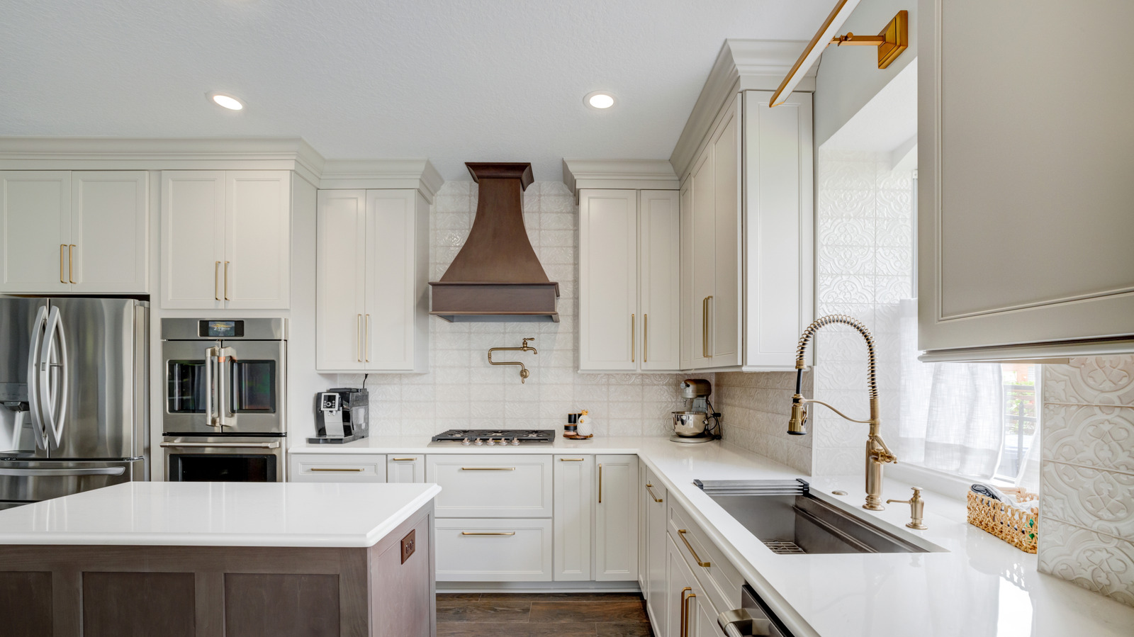 Smart Storage Hack: Turning Unused Spots into Extra Space