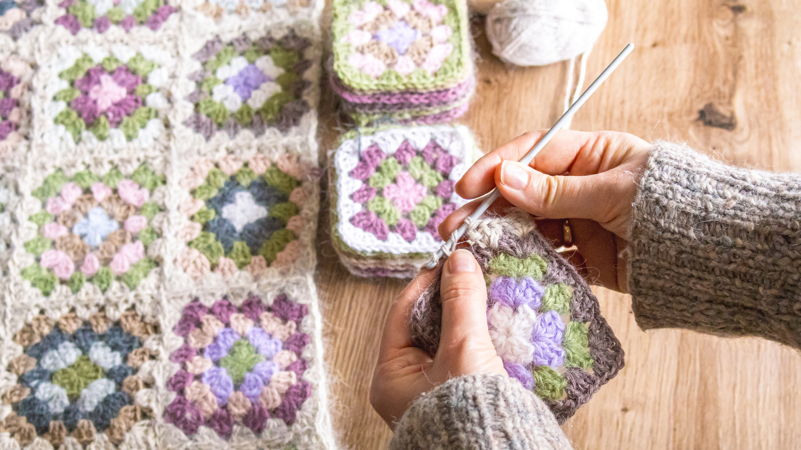 use-a-crochet-blanket-as-a-stylish-alternative-to-the-traditional-jewelry-box