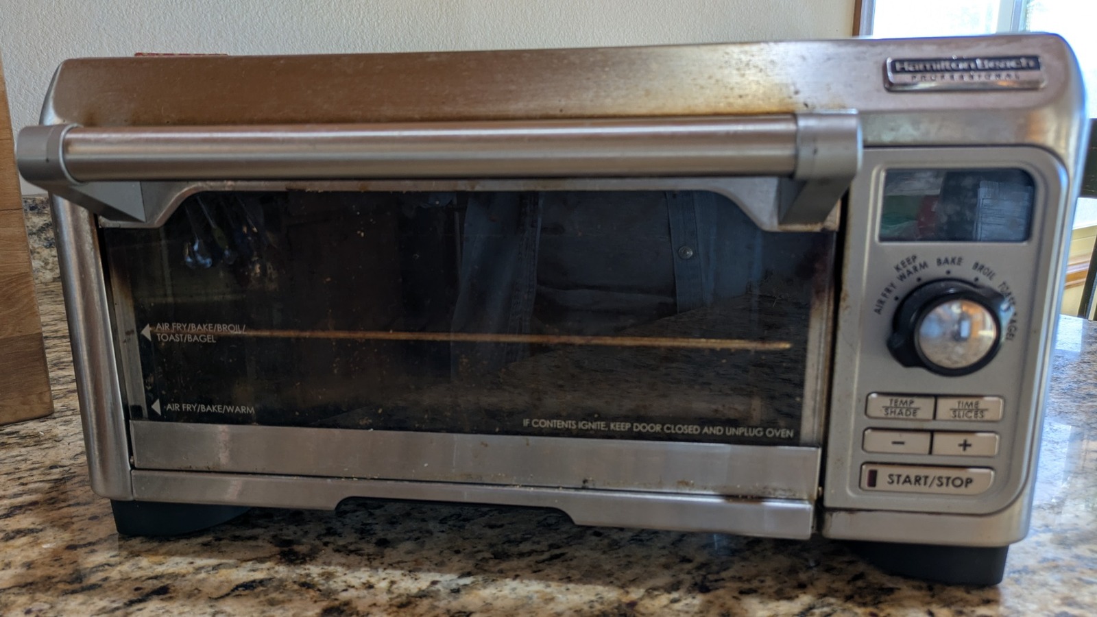 We Tested A Popular Cleaning Trick To Remove Baked-On Grease, But It Didn’t Work As Expected