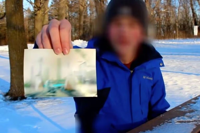 Anonymous 'time traveller' claims he visited the year 6000 and found artificial intelligence ruling humanity peacefully