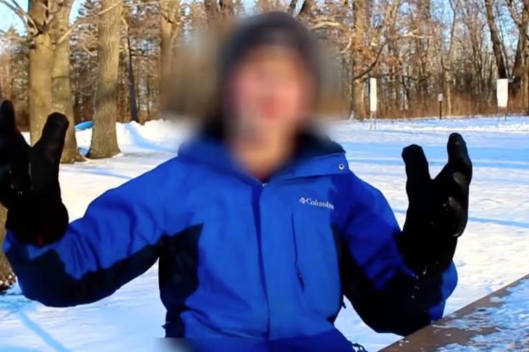 Anonymous 'time traveller' claims life in year 6000 is ruled by a kind AI leader