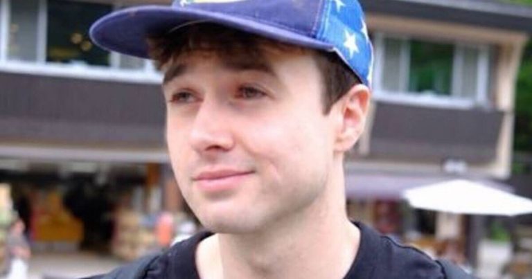 Researcher who worked at OpenAI quits Anthropic, warning AI could kill us all by decade's end