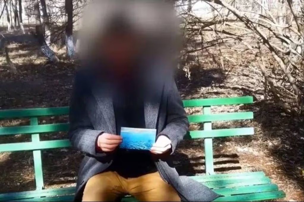 Self-proclaimed time traveler claims secret experiment sent him 3,000 years ahead to an underwater Los Angeles