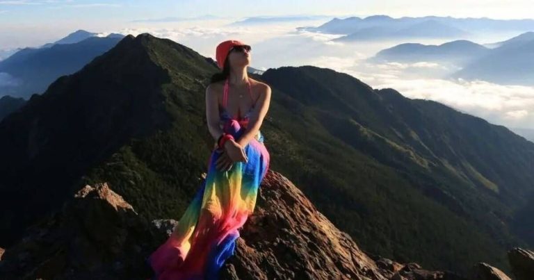 Taiwan's 'Bikini Hiker' froze to death after 100ft gorge fall as bad weather delayed rescue helicopters